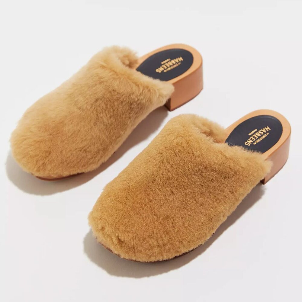 Swedish Hasbeens Fluff Slip On CLOGS Size 41 10.5 11 Shearling Wood NEW $340 - Picture 2 of 14